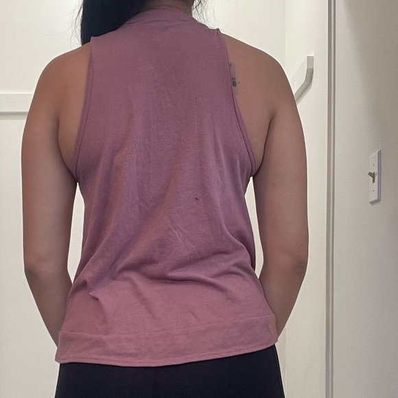 💪 Women’s Athletic Works Workout Tank Top – Size Small 💪 - Picture 4 of 9